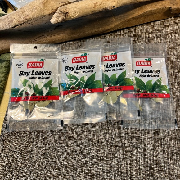 5258-PTT Four Unopened 0.20 Oz. (5.67g) Packages Badia Bay Leaves - Gluten Free - Picture 6 of 7